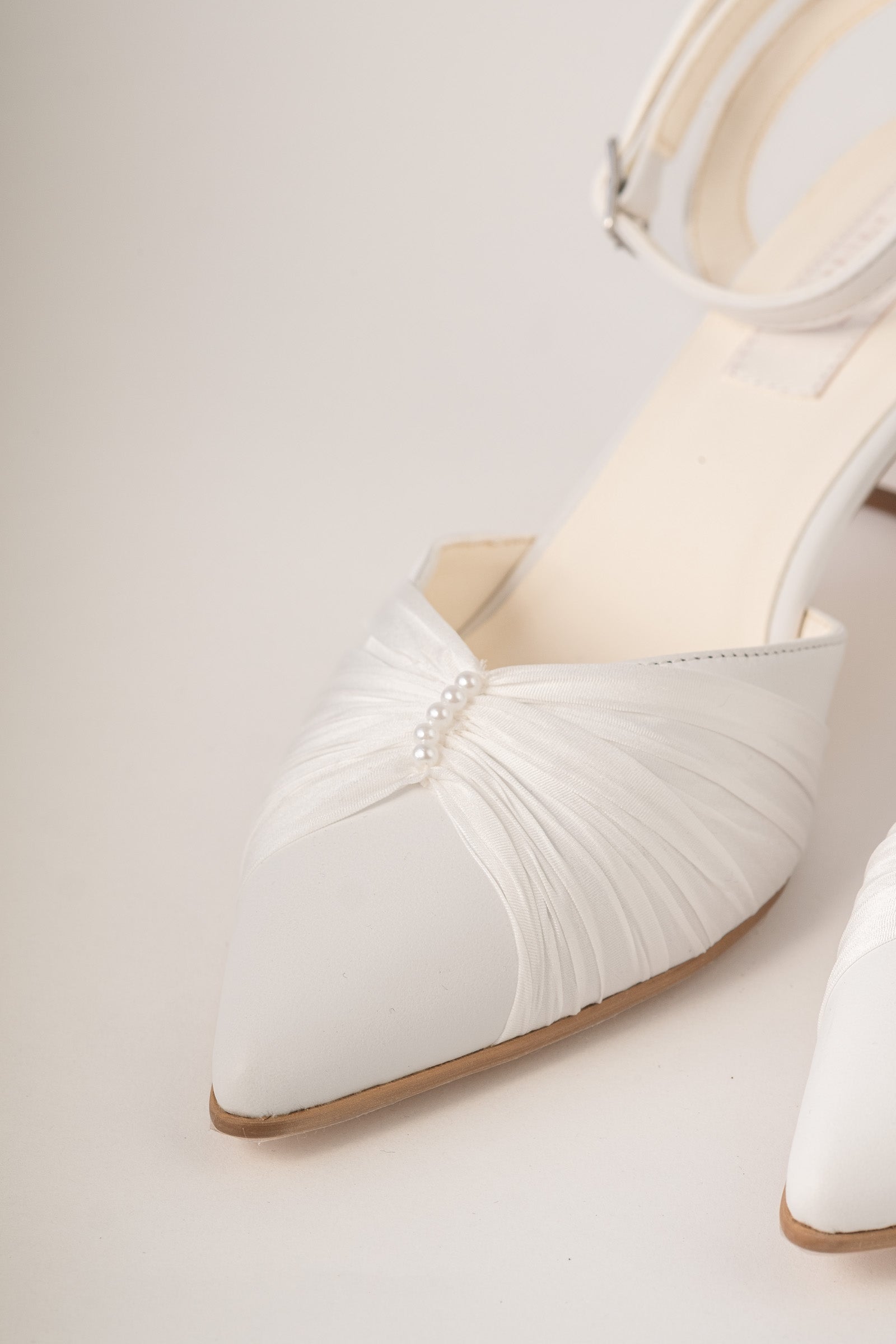 Pantofi de mireasă din piele alb mat Elia