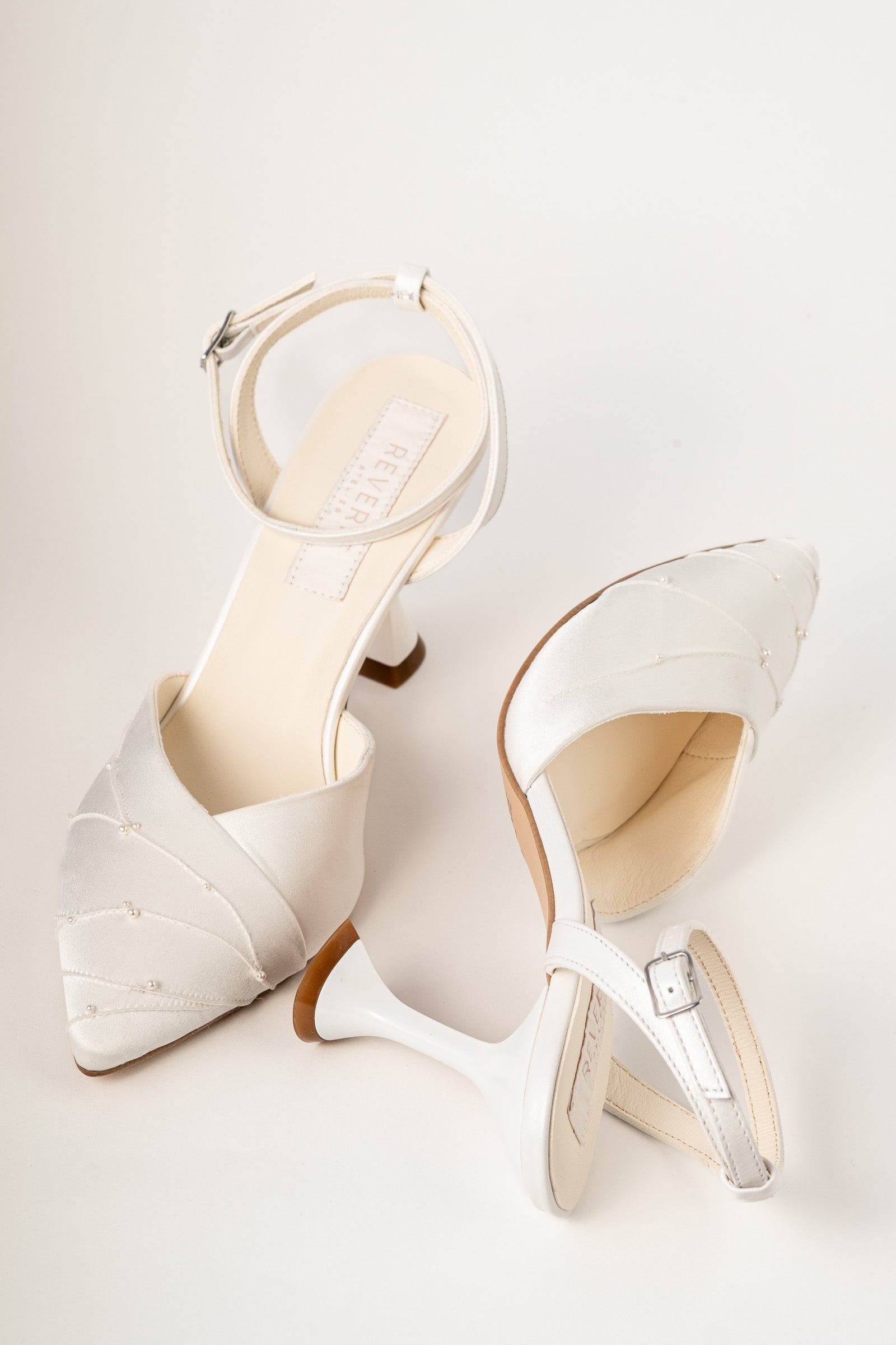 Pantofi de mireasa din piele si matase satinata Aveline