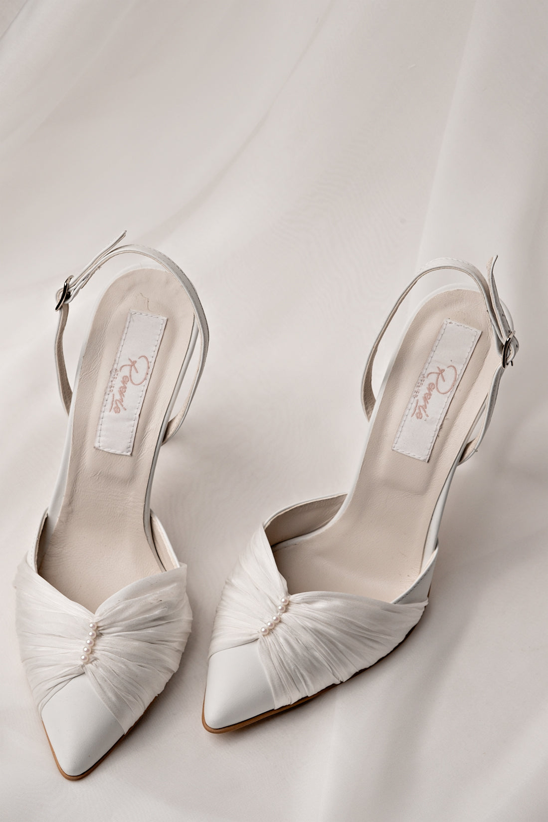 Pantofi mireasă stiletto cu voal și perle Emilly