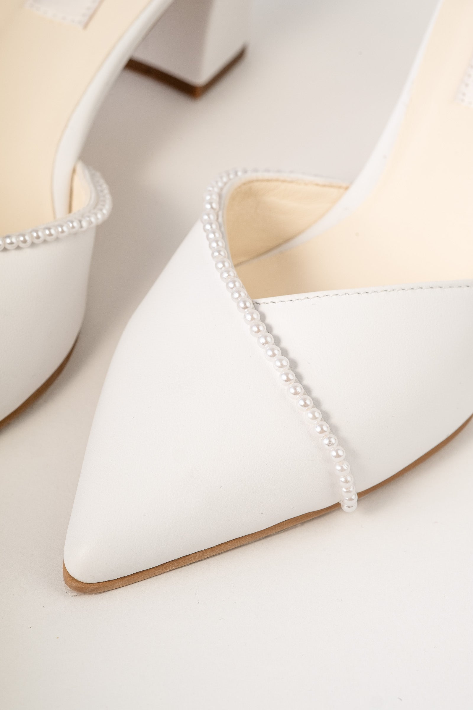 Pantofi mireasa piele cu perle Eira