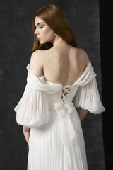 Rochie mireasa cu maneci cazute Kora