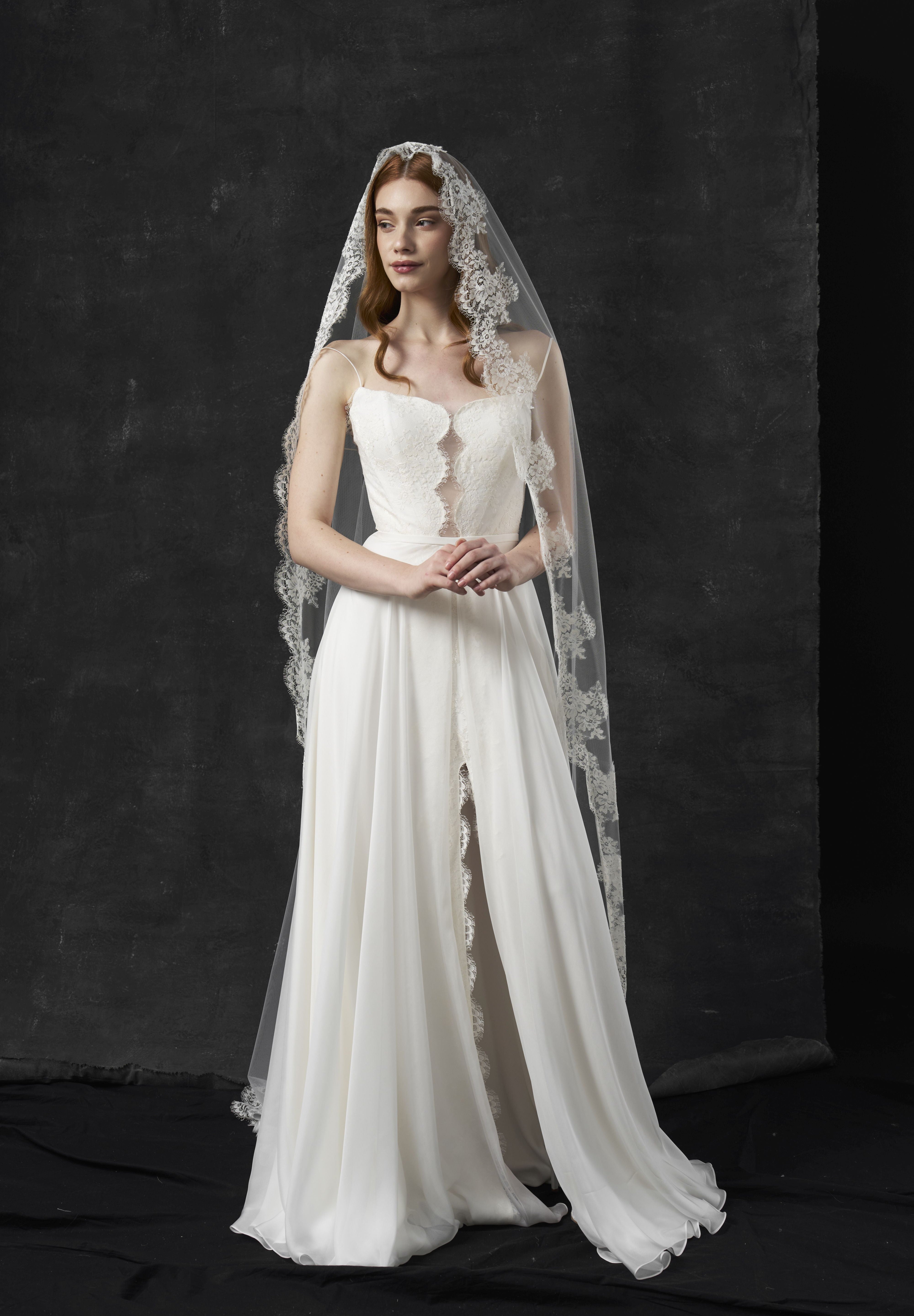 Rochie mireasa dantela Freya