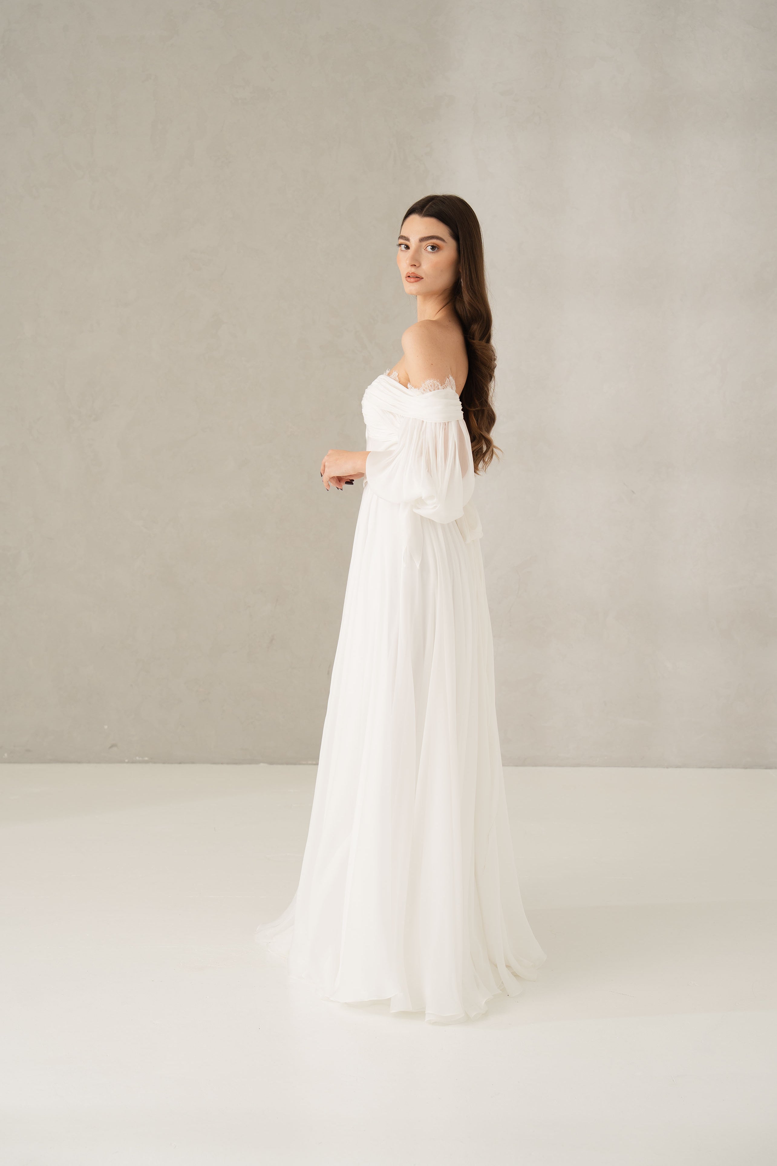 Rochie mireasa diafana Harper