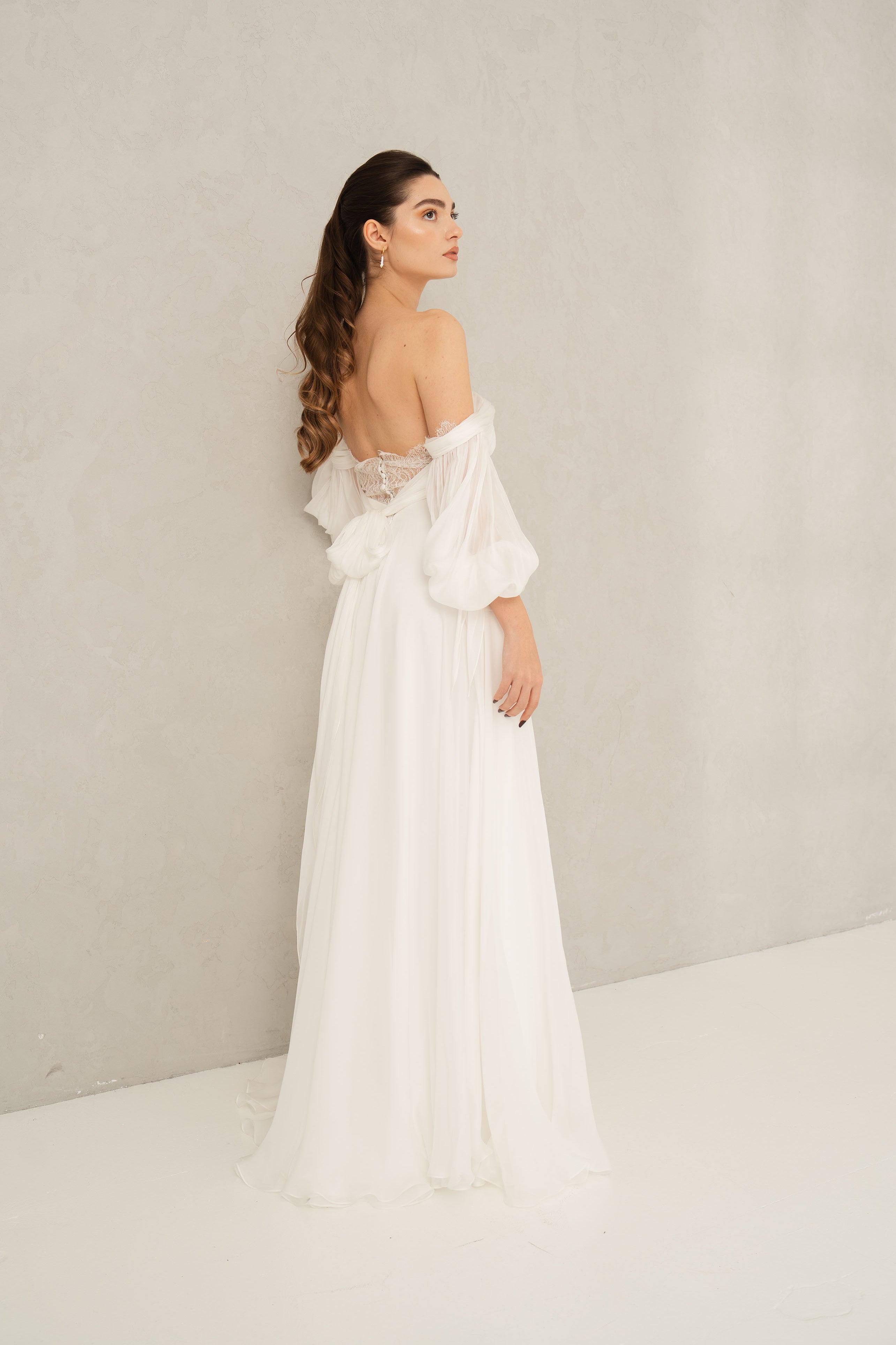 Rochie mireasa diafana Harper