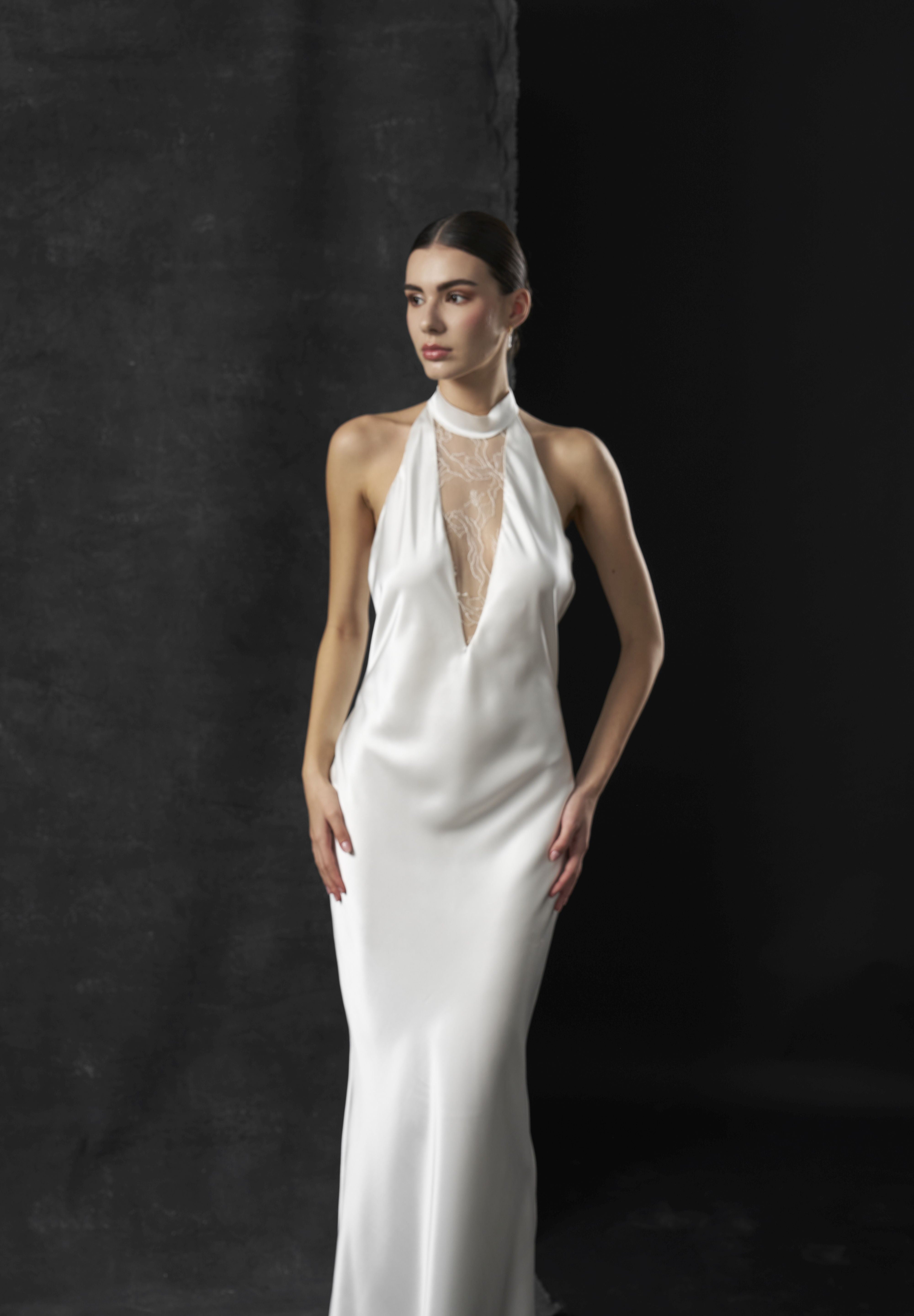 Rochie mireasa halter satin matase Bria