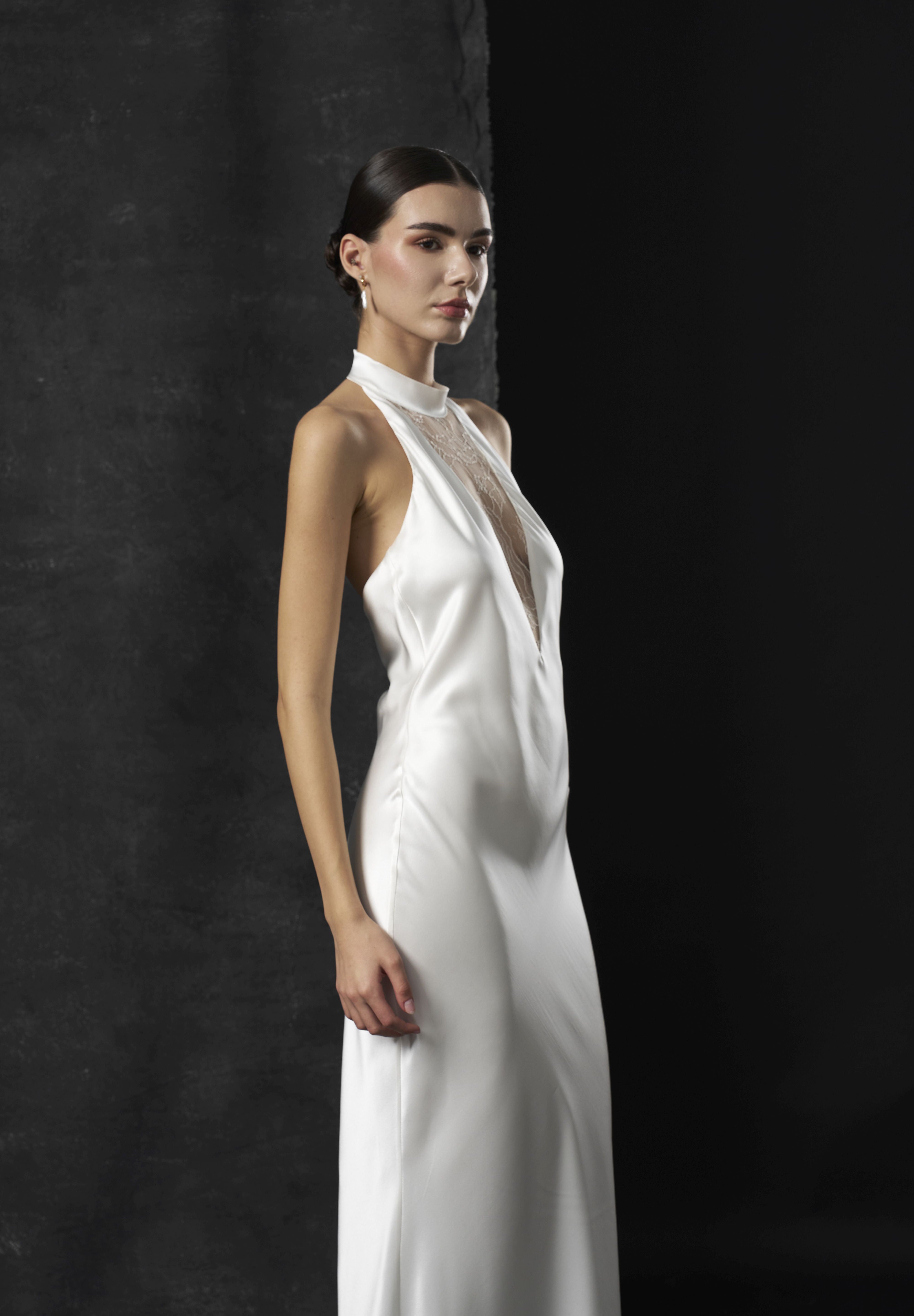 Rochie mireasa halter satin matase Bria