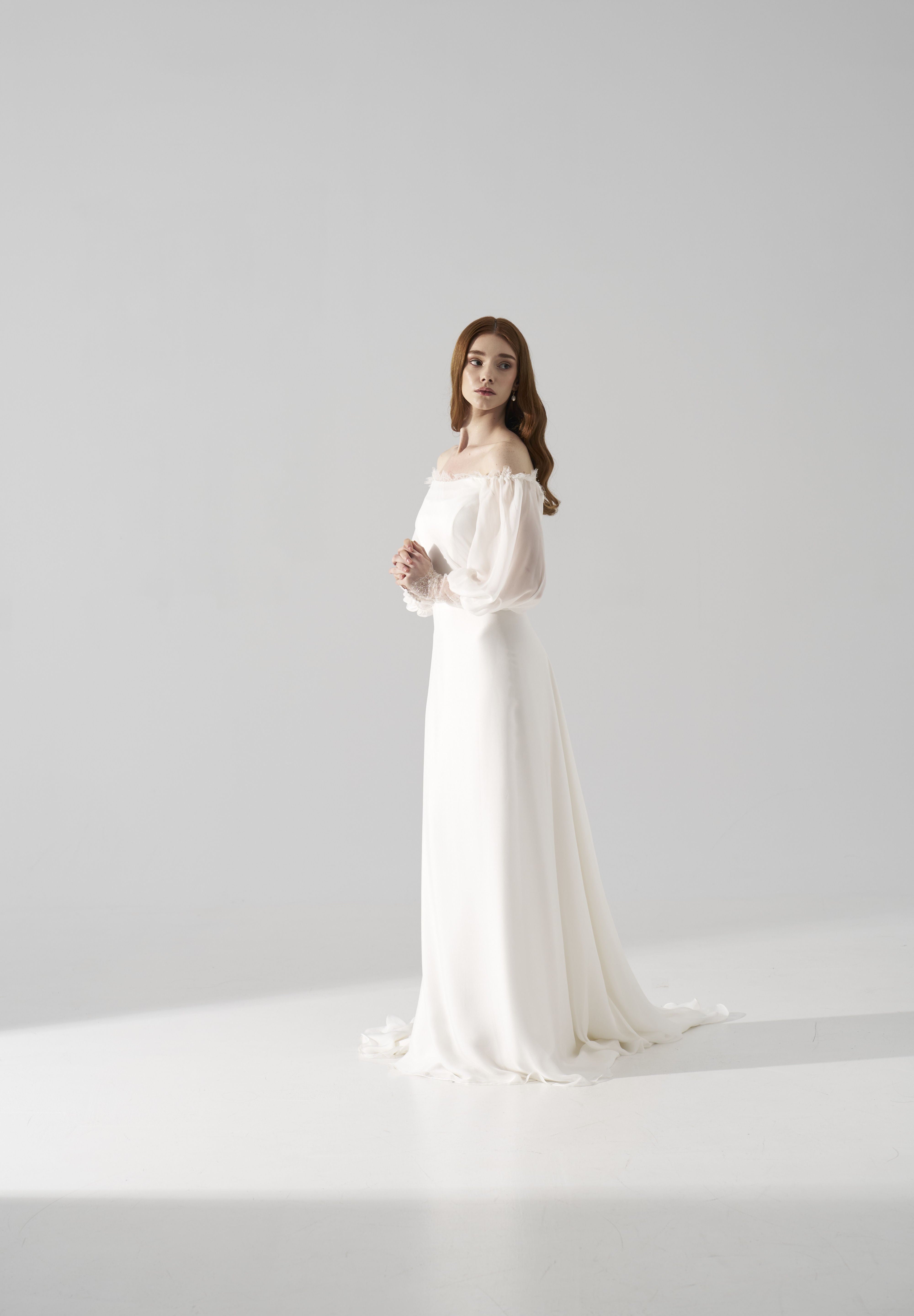 Rochie mireasa maneci Eris