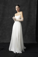 Rochie mireasa matase si dantela Brisa