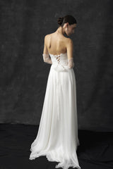 Rochie mireasa matase si dantela Brisa