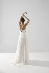 Rochie mireasa matase si dantela Brisa