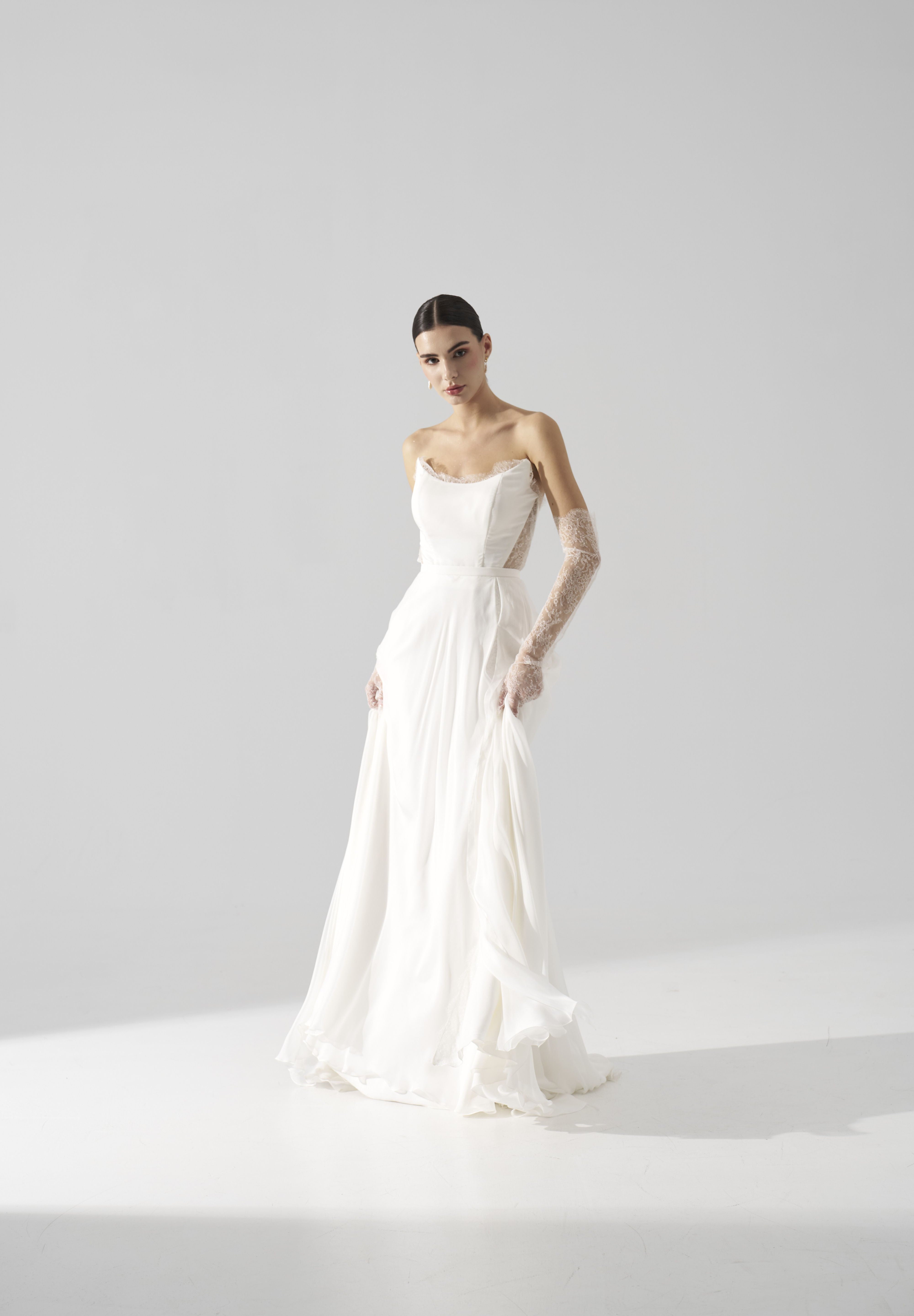 Rochie mireasa matase si dantela Brisa