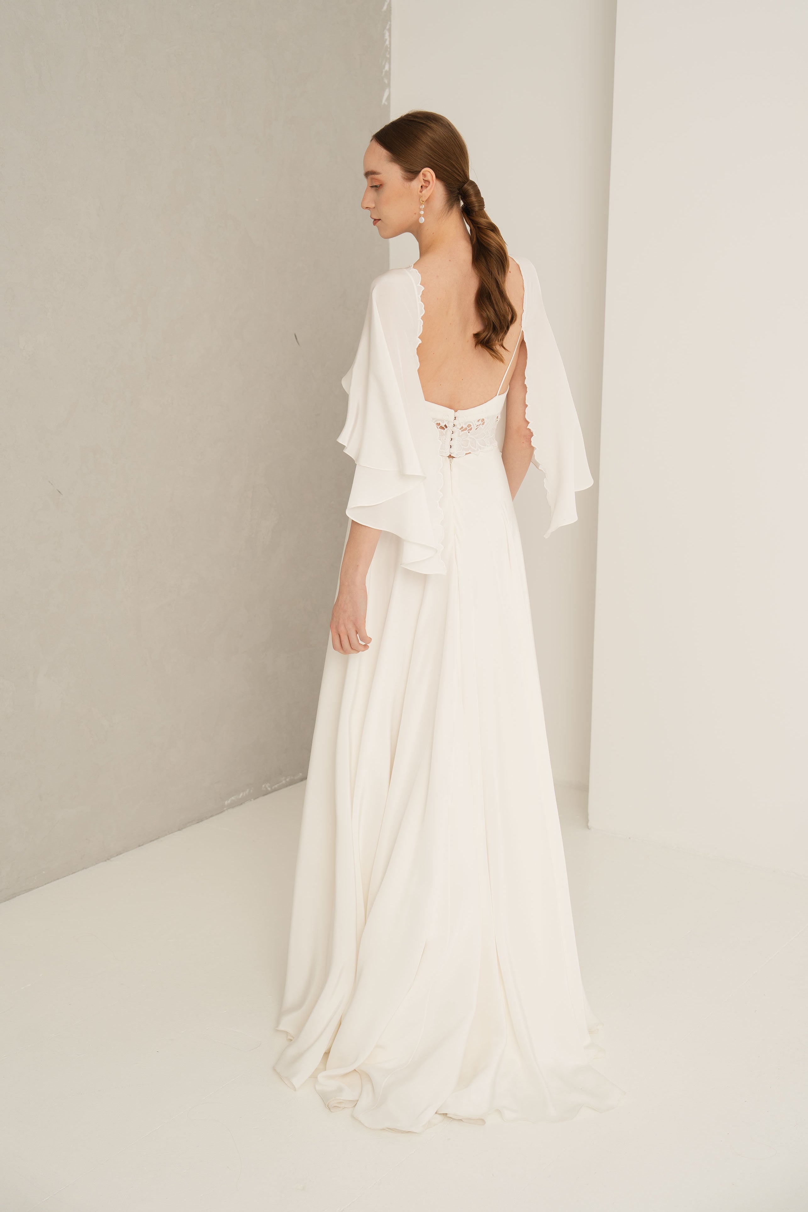 Rochie mireasa minimalista Kari