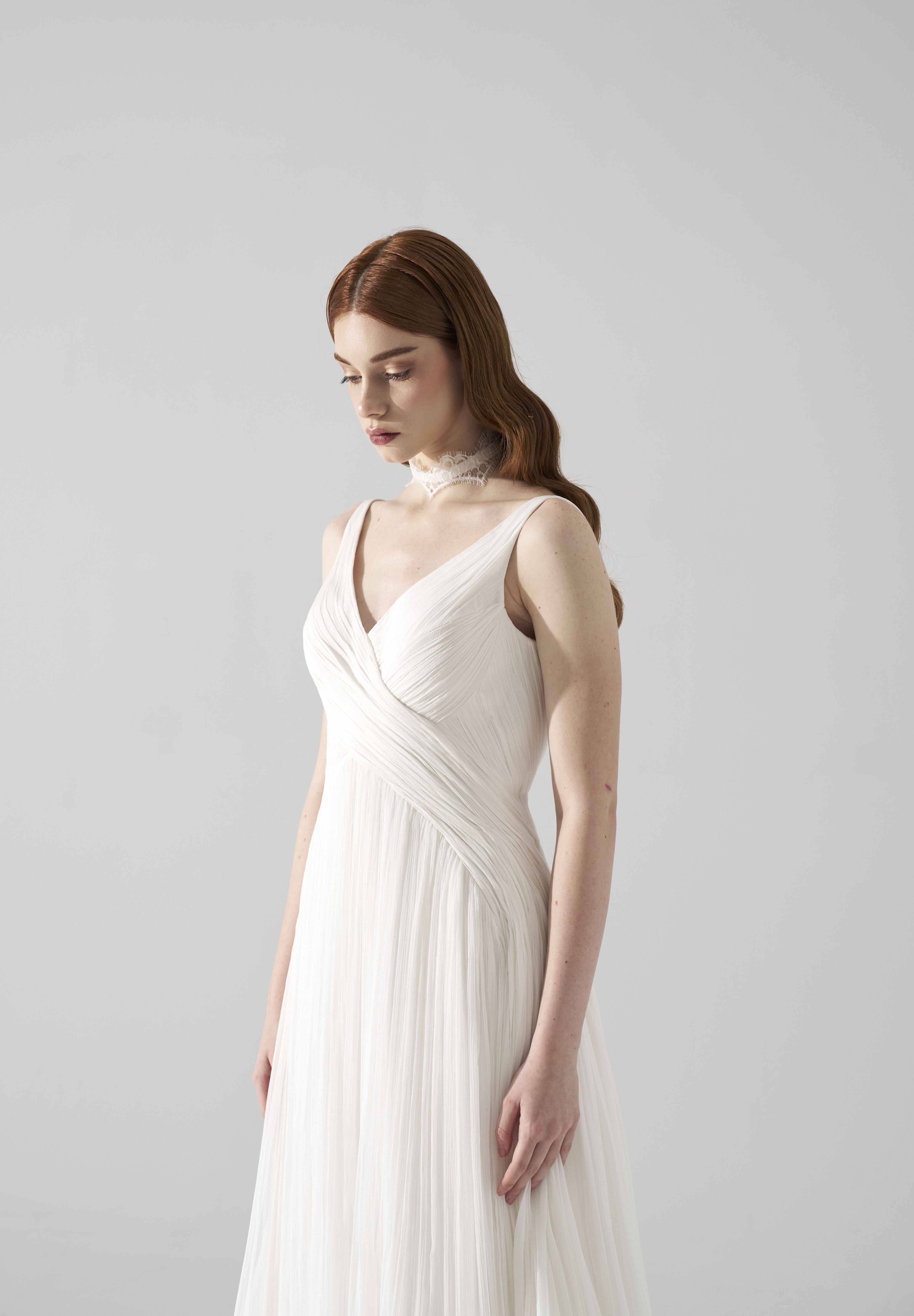 Rochie mireasa muselina drapata Saira