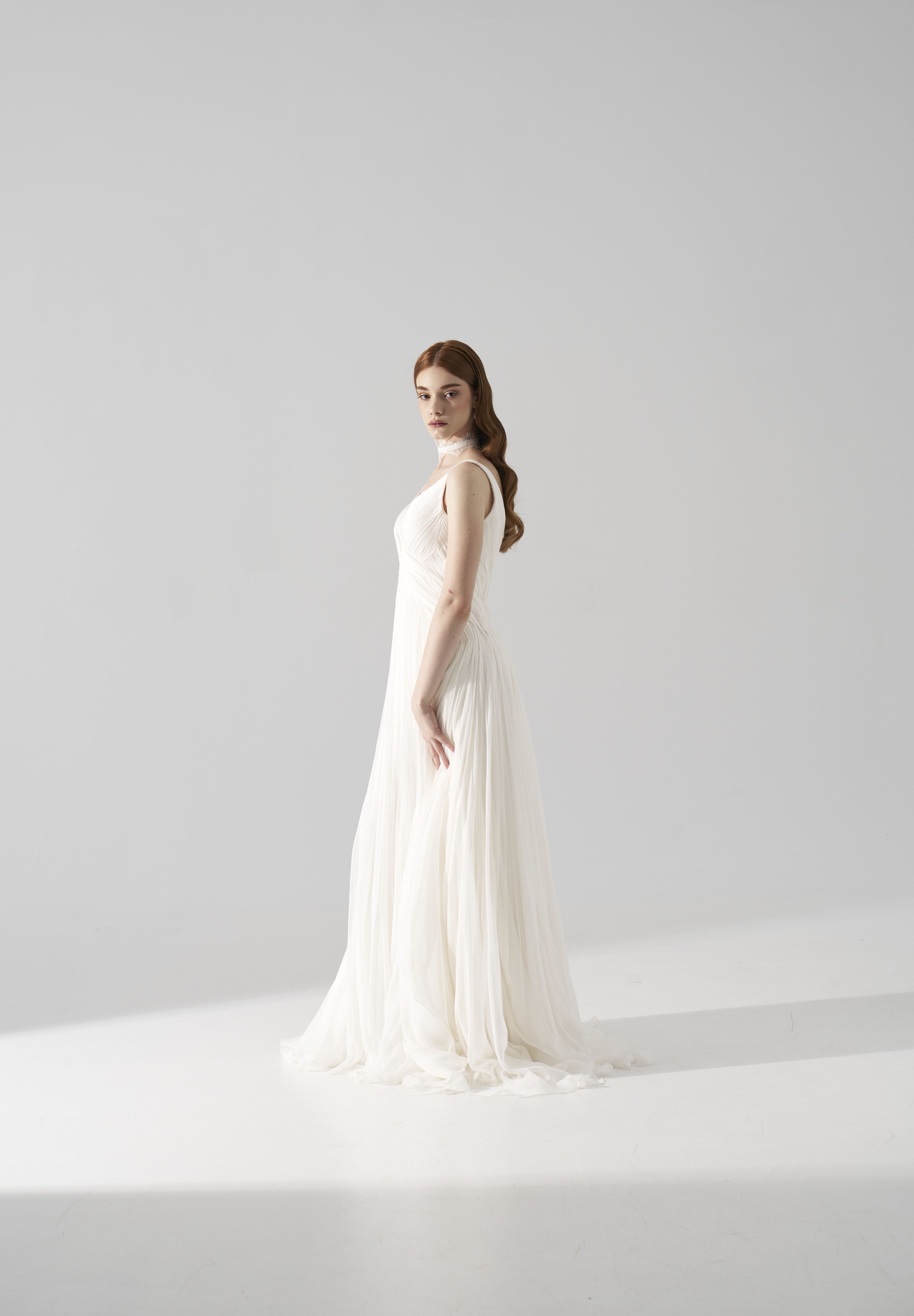 Rochie mireasa muselina drapata Saira