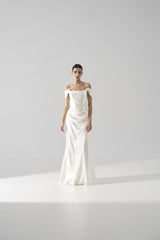 Rochie mireasa satin maneci cazute Amira