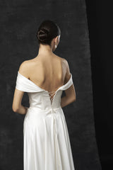 Rochie mireasa satin maneci cazute Amira