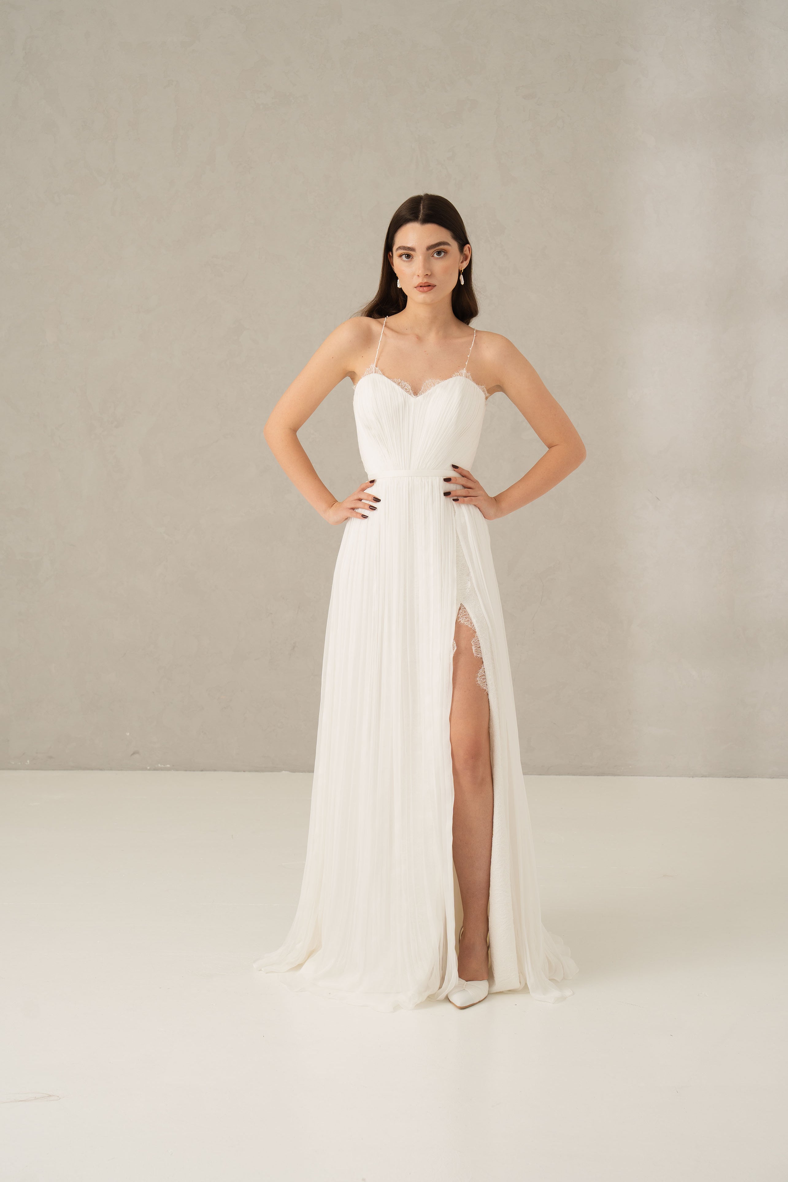 Rochie mireasa voal drapat Colette