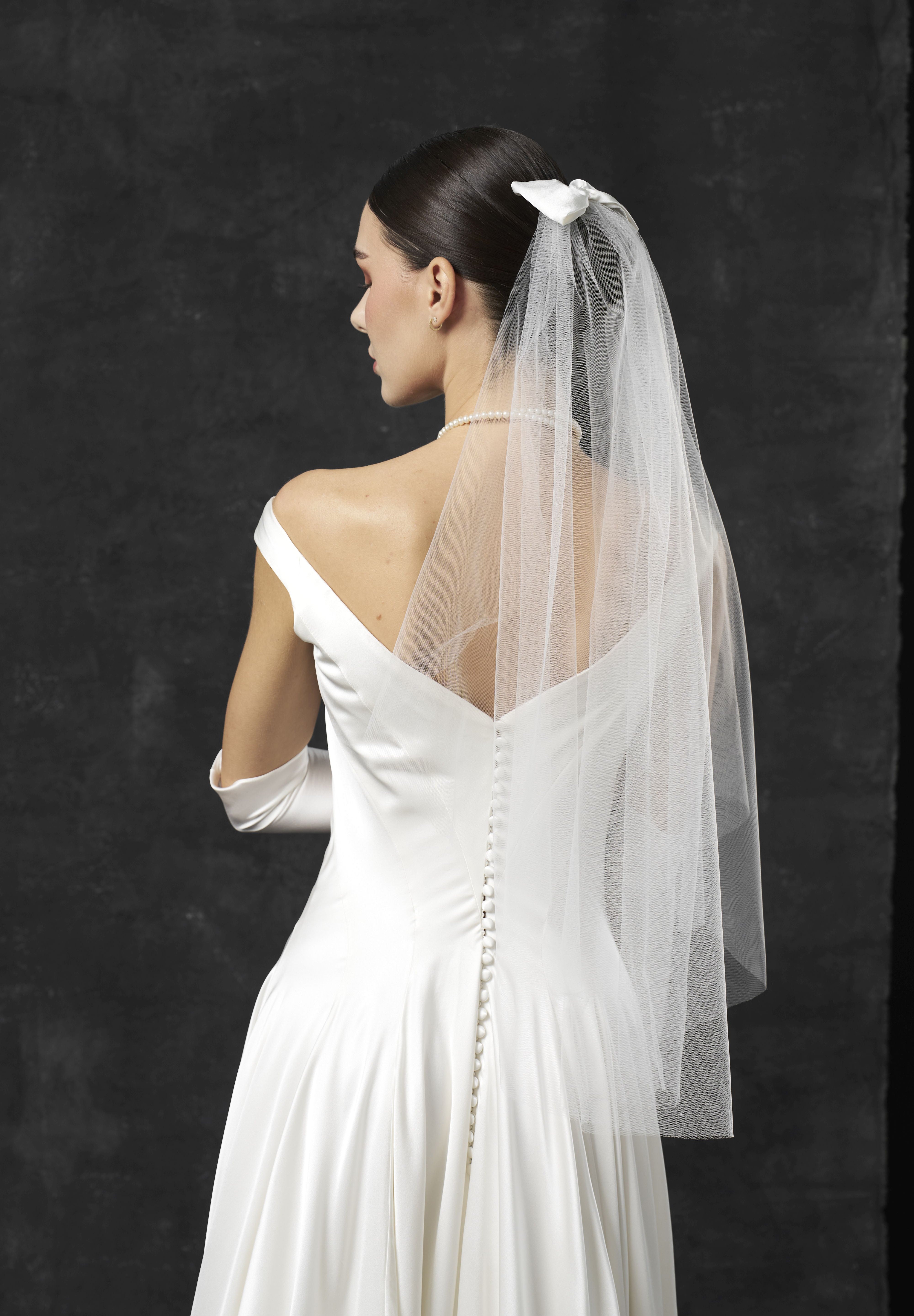 Rochie mireasaza matase Zaya