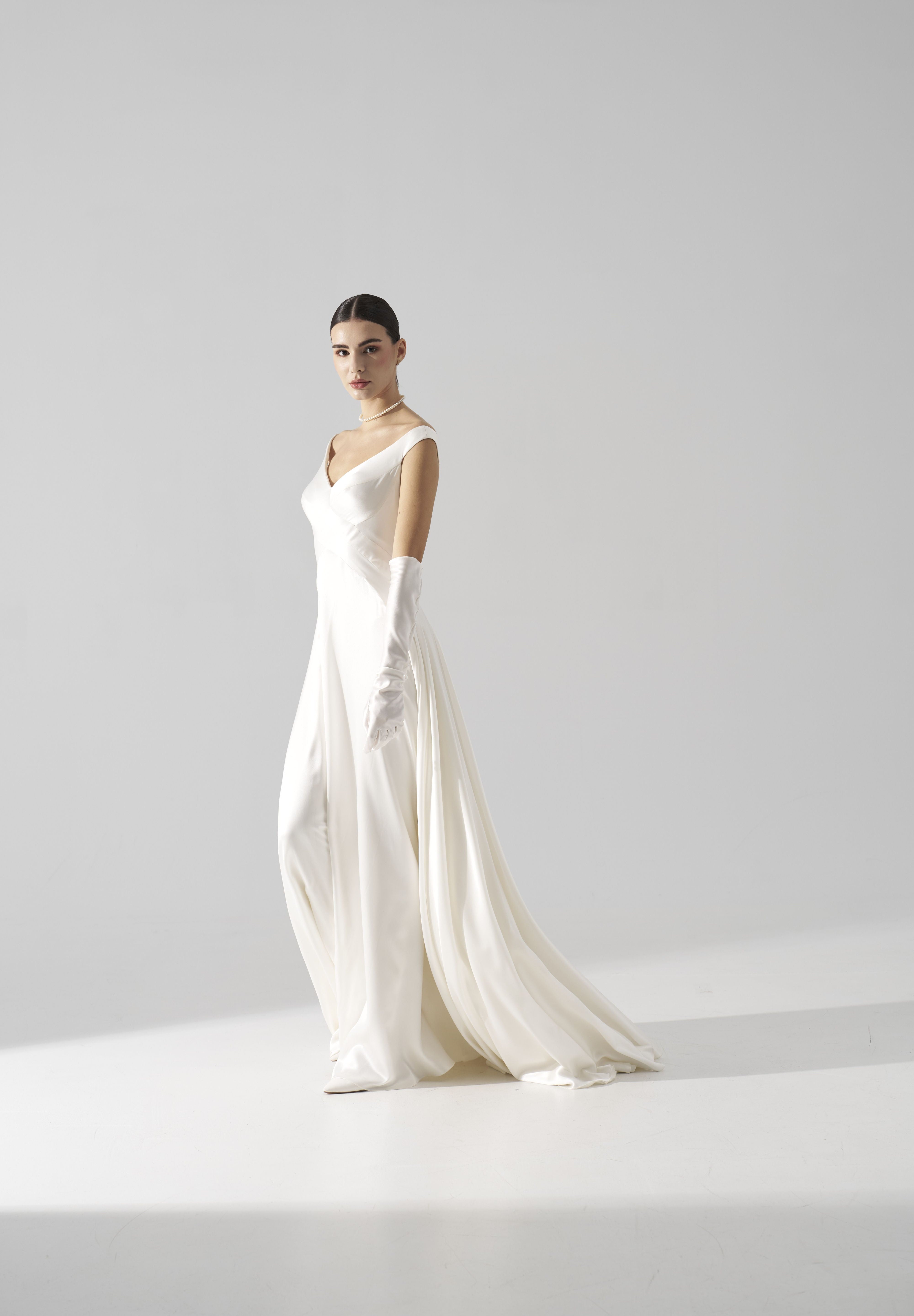 Rochie mireasaza matase Zaya