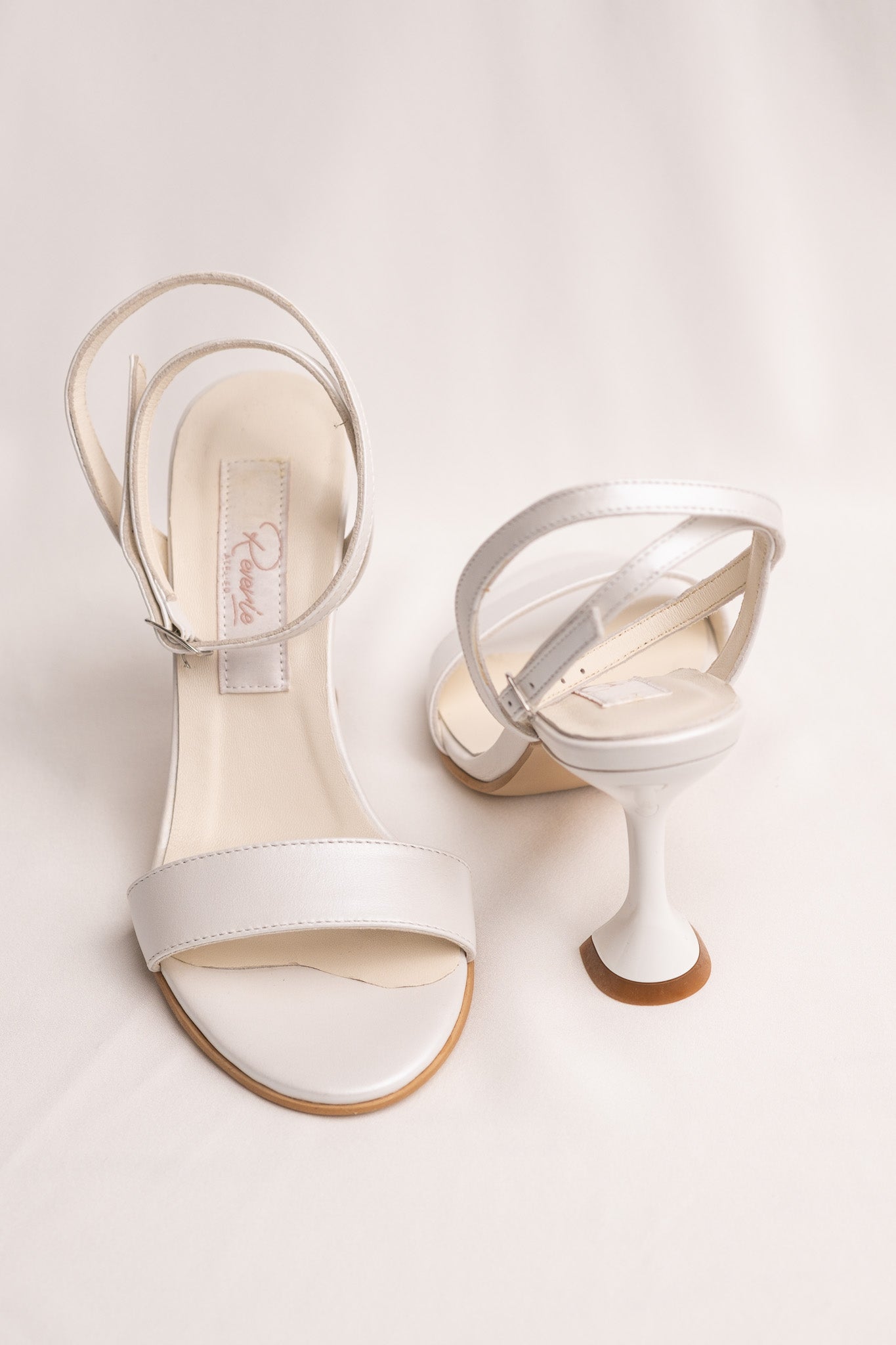 Sandale mireasă simple si comode Elara