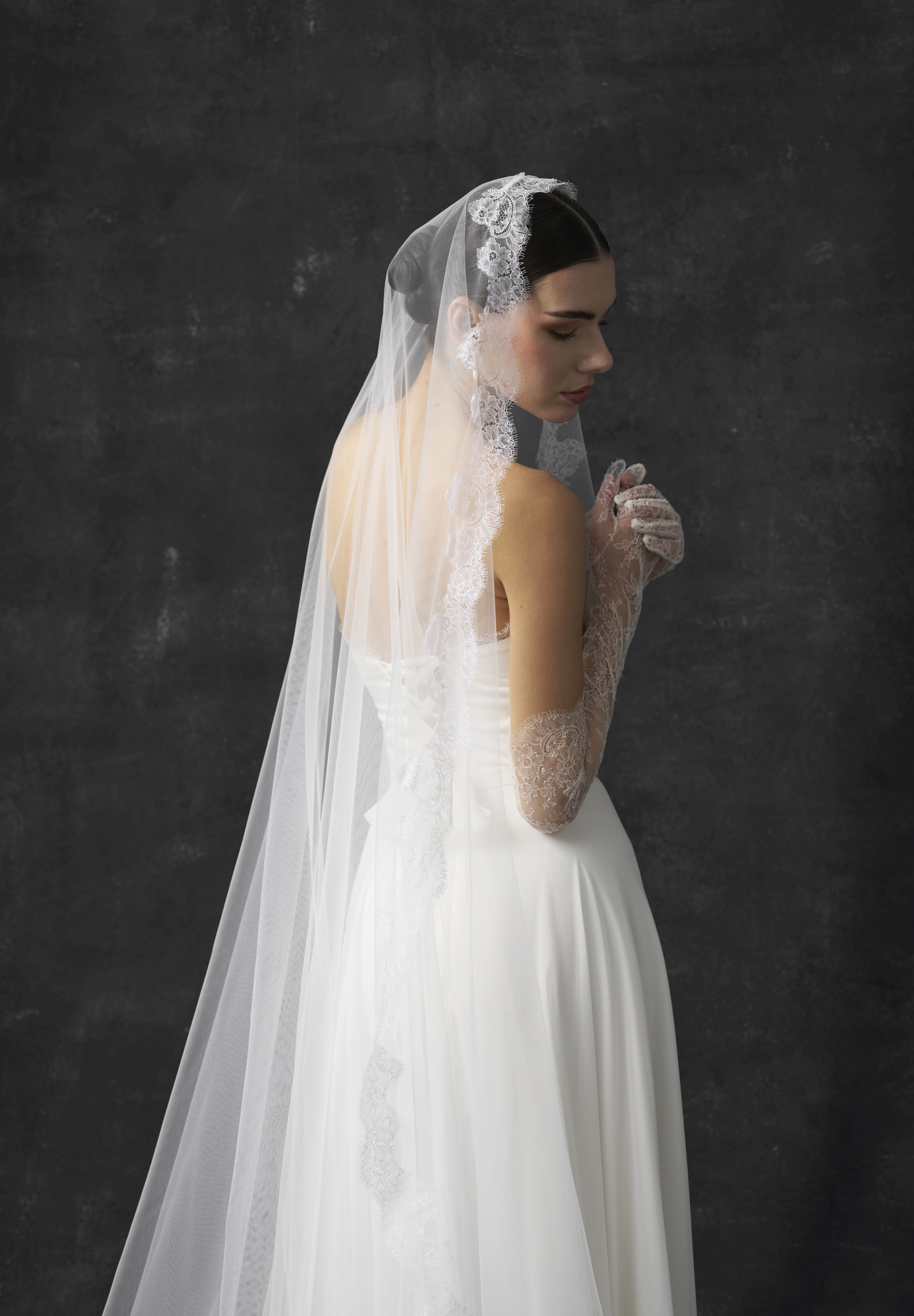 Royal | Voal mireasa cu bordura dantela