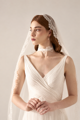 Sublime | Bridal veil with lace border